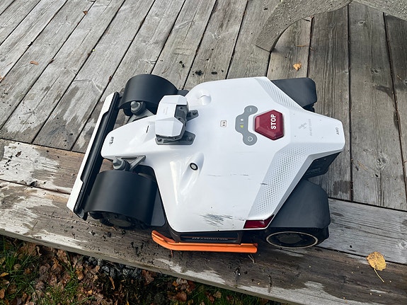 Product image 1 of 3