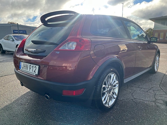 Volvo C30 7 of 30