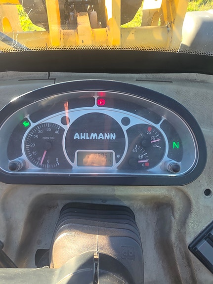 Ahlmann AX 100 8 of 10
