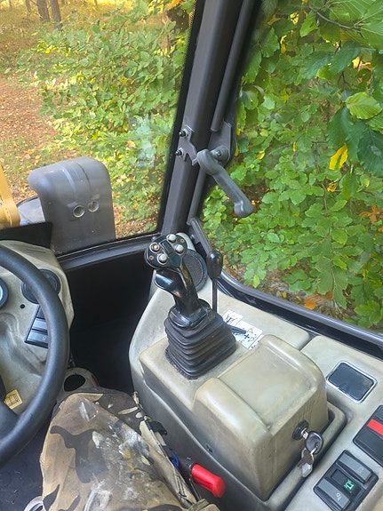Ahlmann AX 100 6 of 10
