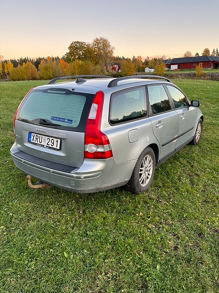 Volvo V50 2 of 6
