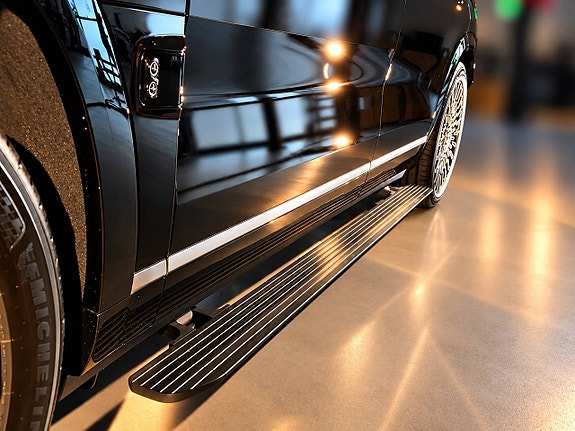 Zeekr 9X 7 of 14