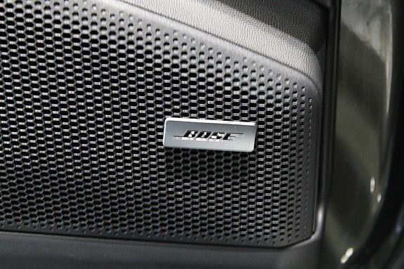 Porsche Macan 4S 16 of 18