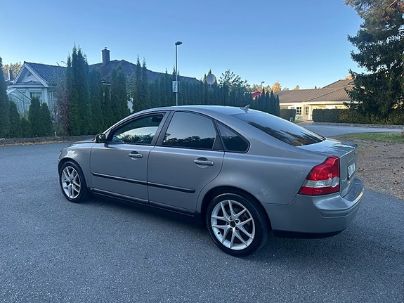 Volvo S40 4 of 11