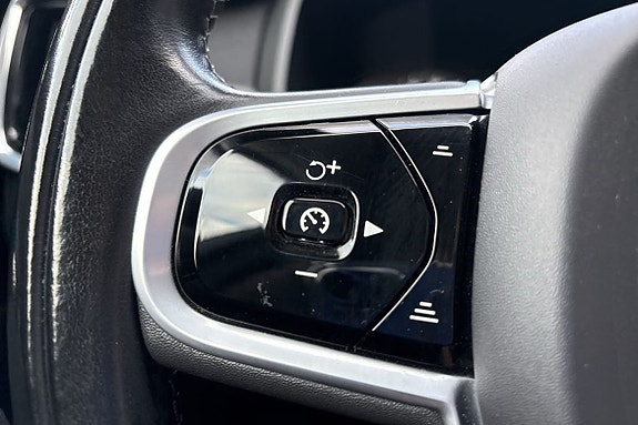 Volvo V90 Cross Country 24 of 30