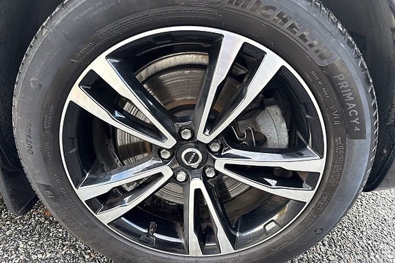 Volvo V90 Cross Country 17 of 30