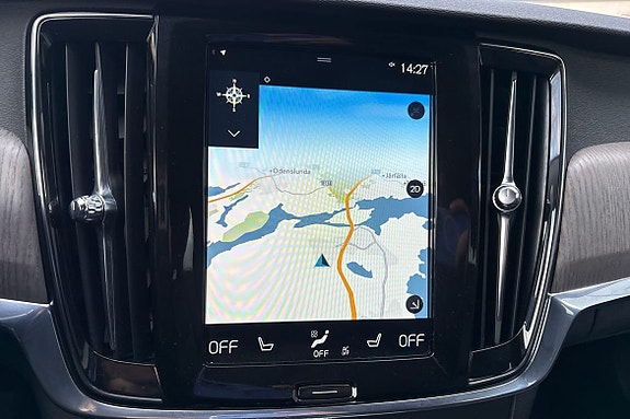 Volvo V90 Cross Country 21 of 30