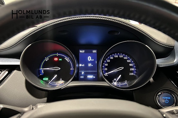 Toyota C-HR 9 of 15