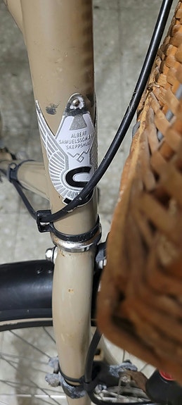 Product image 9 of 10