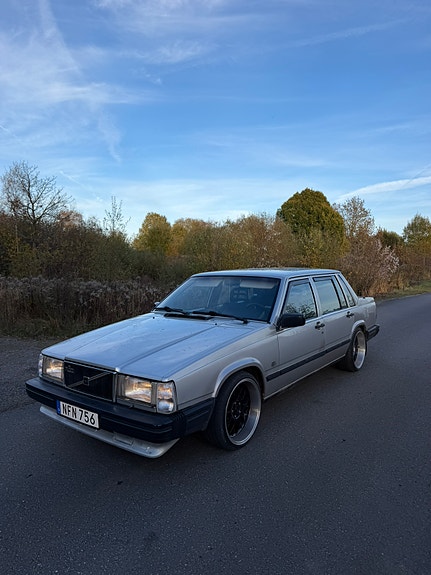 Volvo 740 5 of 10