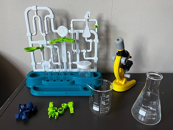 Product image 1 of 4