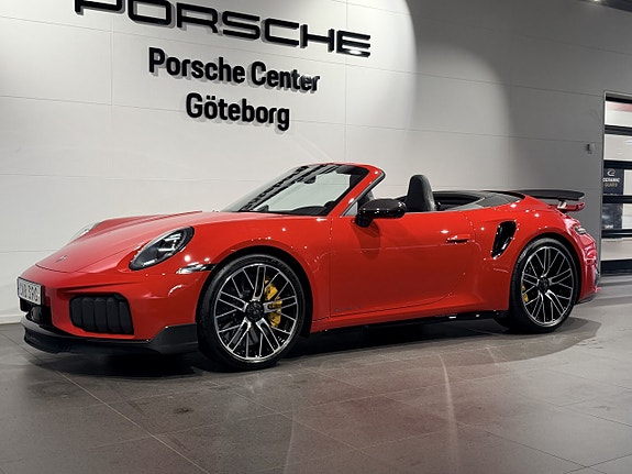 Porsche 911 Turbo S 12 of 30
