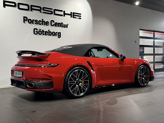 Porsche 911 Turbo S 8 of 30