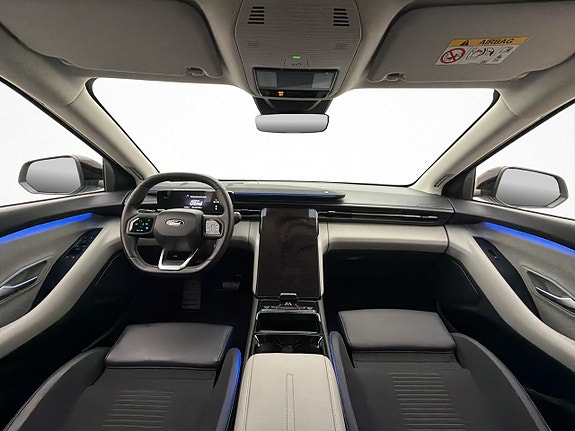 Ford Explorer 16 of 30