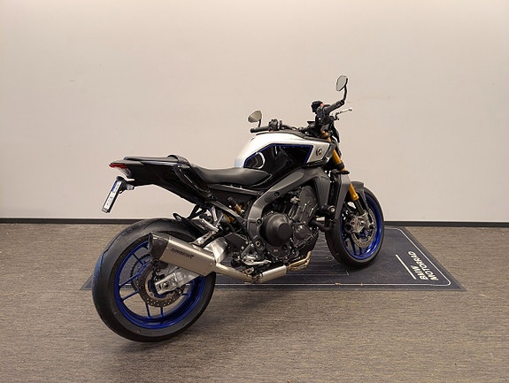 Yamaha MT-09 SP 3 of 4