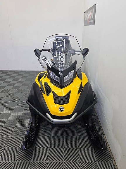 Ski-doo Skandic WT 550F 4 of 6