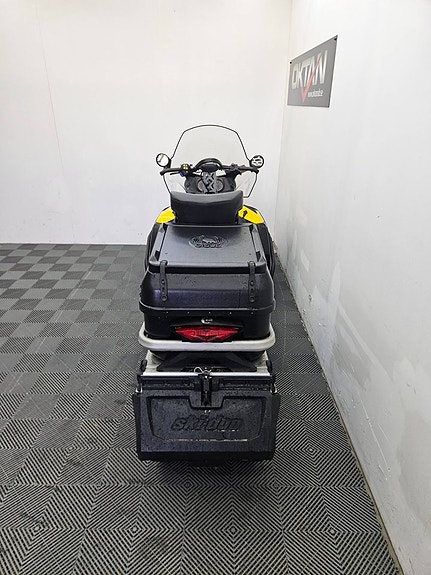 Ski-doo Skandic WT 550F 5 of 6