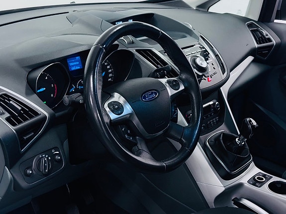 Ford C-Max 10 of 18
