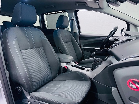 Ford C-Max 6 of 18