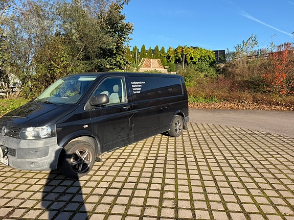 Volkswagen Transporter 2 of 8