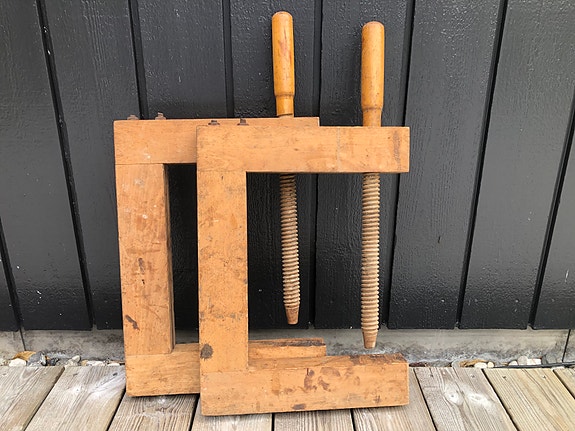 Product image 1 of 4