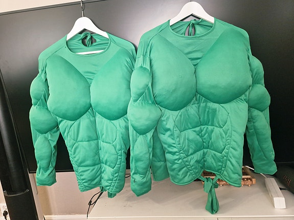 Product image 1 of 3
