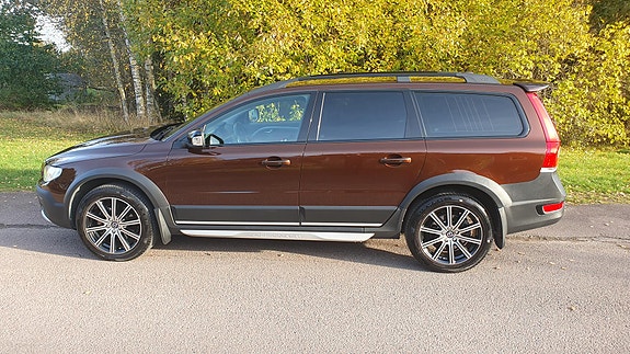 Volvo XC70 6 of 11