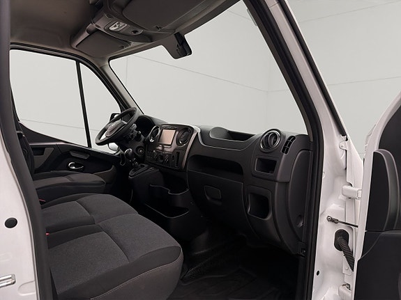 Renault Master 27 of 30