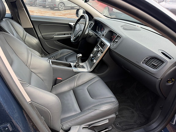 Volvo S60 5 of 9