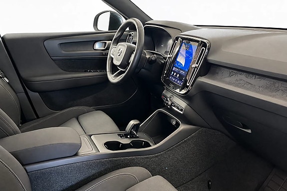 Volvo EX40 6 of 20