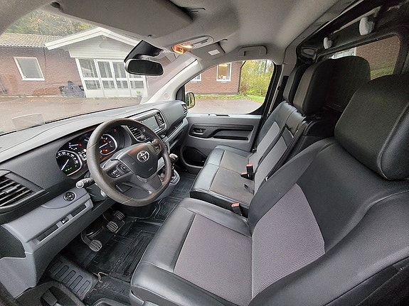 Toyota Proace 5 of 5