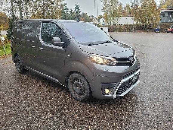 Toyota Proace 2 of 5