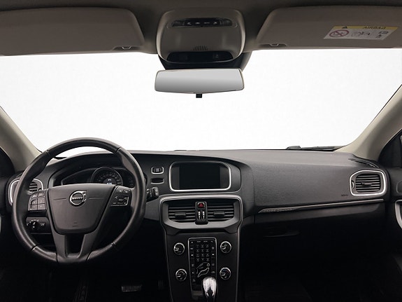 Volvo V40 Cross Country 12 of 30