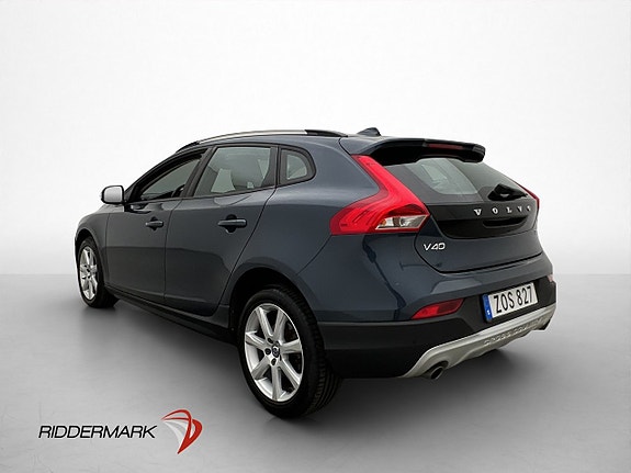 Volvo V40 Cross Country 5 of 30