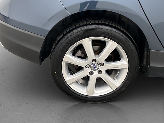 Volvo V40 Cross Country 30 of 30