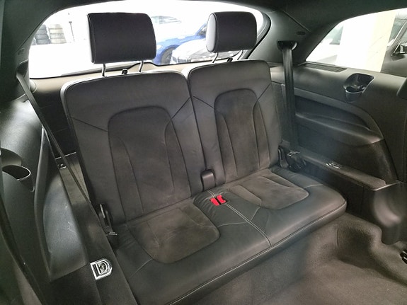 Audi Q7 15 of 24