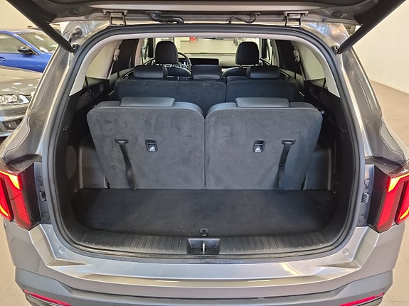 Kia Sorento 17 of 28