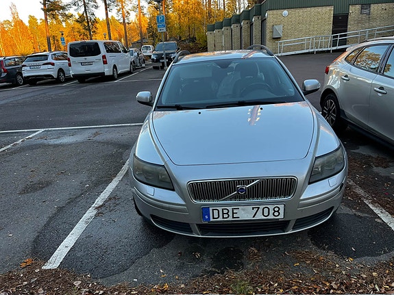 Volvo V50 5 of 10