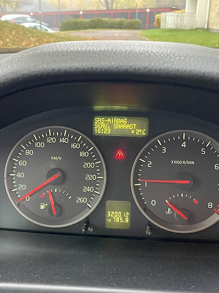 Volvo V50 9 of 10