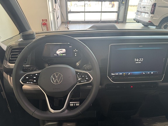 Volkswagen ID. Buzz 11 of 19