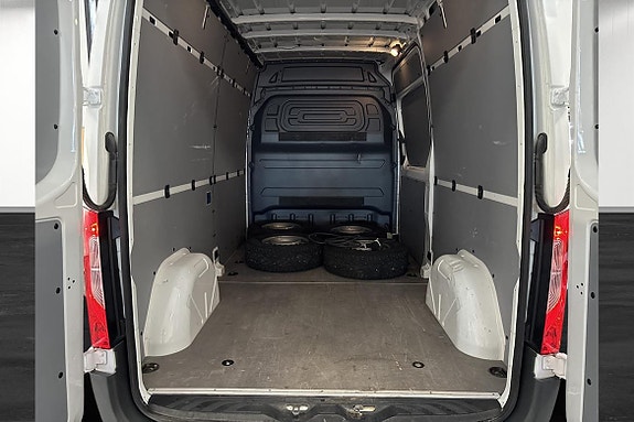 Mercedes-Benz eSprinter 312 16 of 18