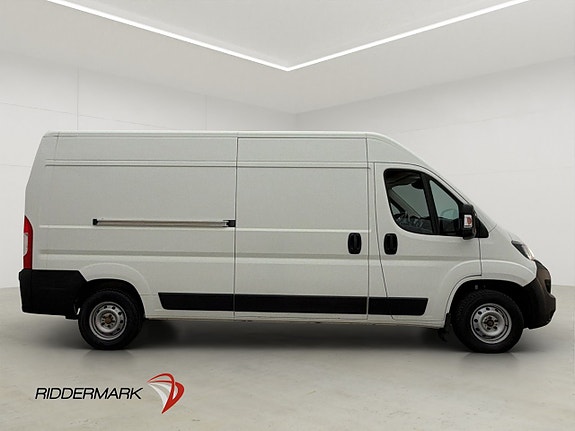 Peugeot Boxer 2 of 29