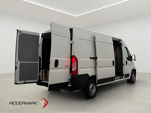 Peugeot Boxer 11 of 29