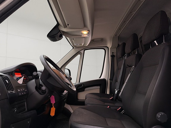 Peugeot Boxer 15 of 29