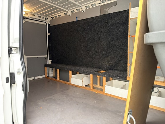 Peugeot Boxer 13 of 29
