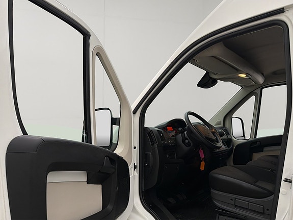 Peugeot Boxer 14 of 29