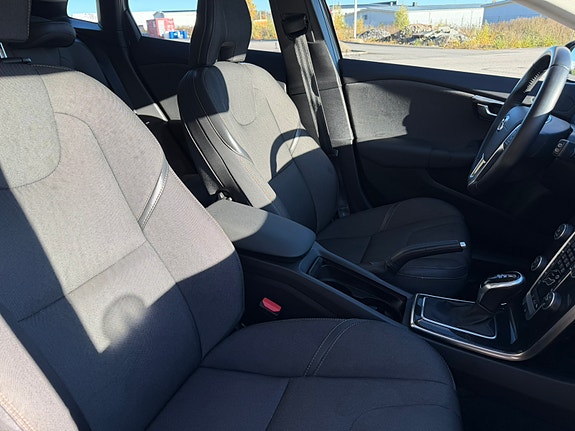 Volvo V40 Cross Country 10 of 11