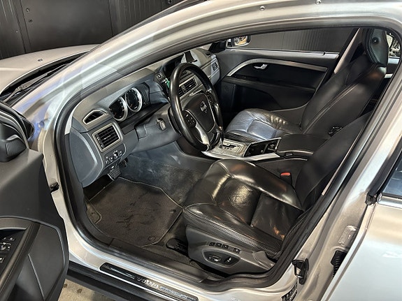 Volvo XC70 7 of 26