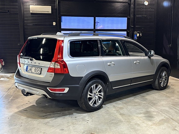 Volvo XC70 6 of 26