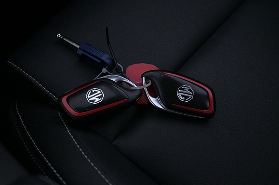 MG ZS 21 of 27